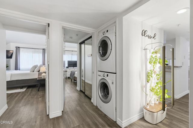 450 W Dryden Street 303, Glendale, CA 91202