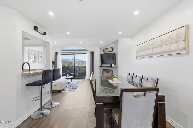 450 W Dryden Street 303, Glendale, CA 91202