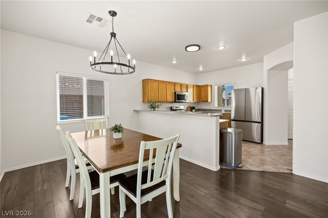 4916 Morning Splash Avenue, Las Vegas, NV 89131