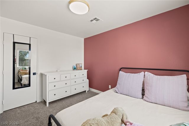 4916 Morning Splash Avenue, Las Vegas, NV 89131