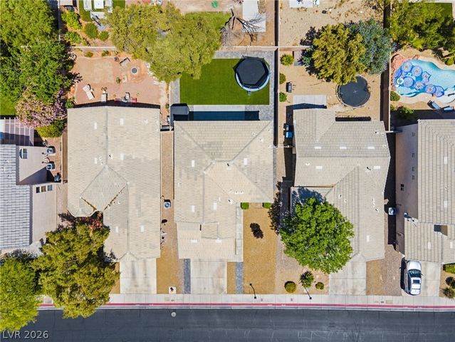 4916 Morning Splash Avenue, Las Vegas, NV 89131