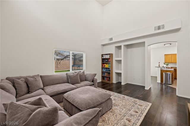 4916 Morning Splash Avenue, Las Vegas, NV 89131