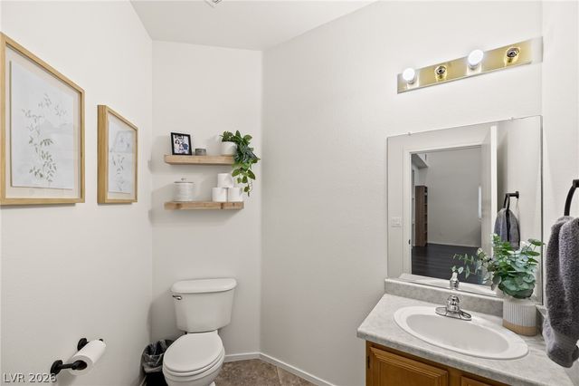 4916 Morning Splash Avenue, Las Vegas, NV 89131