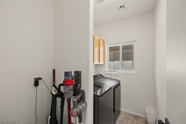 4916 Morning Splash Avenue, Las Vegas, NV 89131