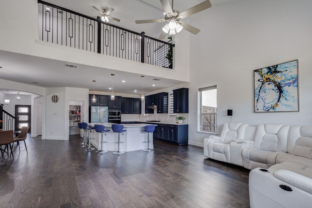 1721 Canals Drive, Little Elm, TX 75068 — exterior