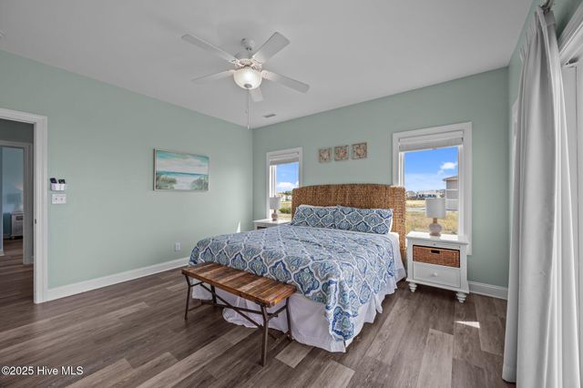130 & 132 N Permuda Wynd Drive, Sneads Ferry, NC 28460
