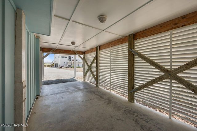 130 & 132 N Permuda Wynd Drive, Sneads Ferry, NC 28460