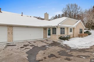 4405 Bay Lane, White Bear Lake, MN 55110