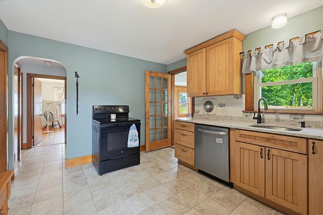 175 Peak Street, Manchester, NH 03104