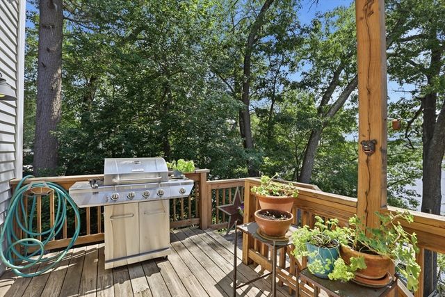 23 Shore Rd, North Reading, MA 01864
