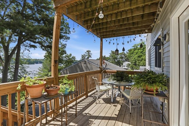 23 Shore Rd, North Reading, MA 01864