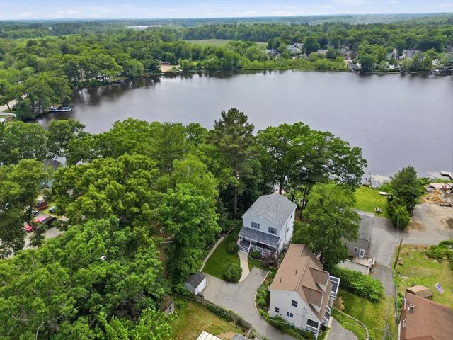 23 Shore Rd, North Reading, MA 01864