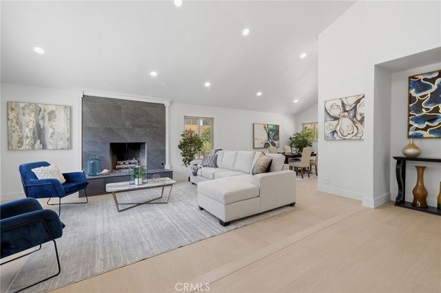 191 Harborview Court, Ventura, CA 93003