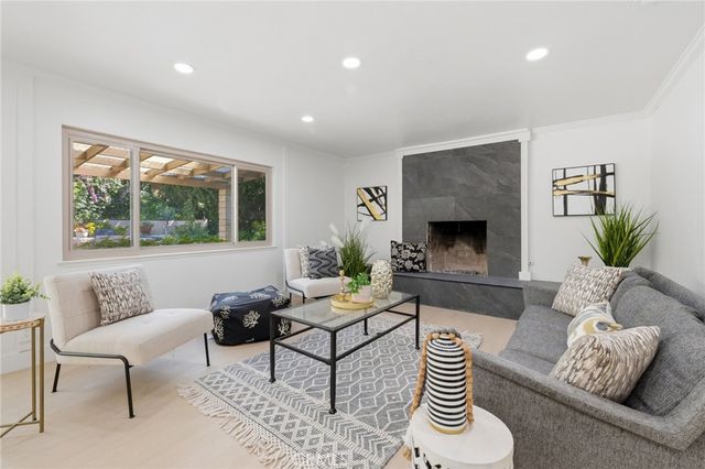 191 Harborview Court, Ventura, CA 93003