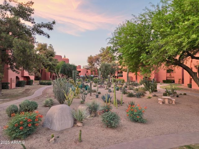 12222 N PARADISE VILLAGE Parkway S 442, Phoenix, AZ 85032