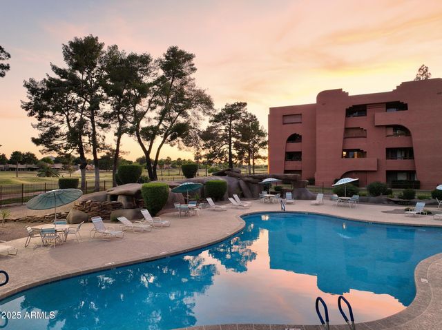 12222 N PARADISE VILLAGE Parkway S 442, Phoenix, AZ 85032
