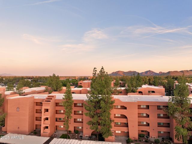 12222 N PARADISE VILLAGE Parkway S 442, Phoenix, AZ 85032