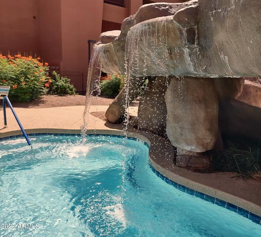 12222 N PARADISE VILLAGE Parkway S 442, Phoenix, AZ 85032
