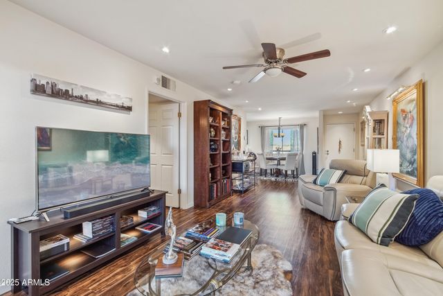 12222 N PARADISE VILLAGE Parkway S 442, Phoenix, AZ 85032