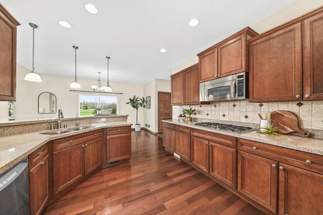 1811 Stoneridge LANE, Grafton, WI 53024