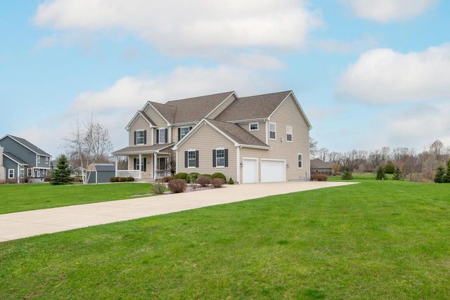 1811 Stoneridge LANE, Grafton, WI 53024