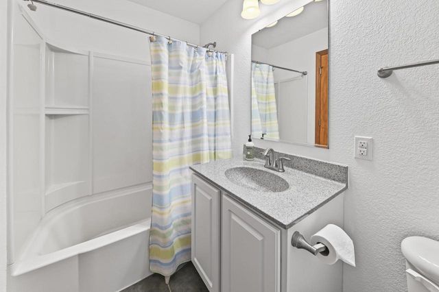 1811 Stoneridge LANE, Grafton, WI 53024