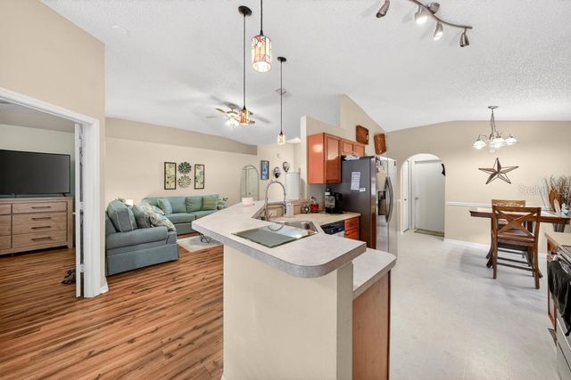 1332 HONEY ROAD, Apopka, FL 32712