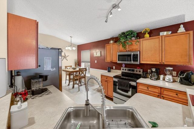 1332 HONEY ROAD, Apopka, FL 32712