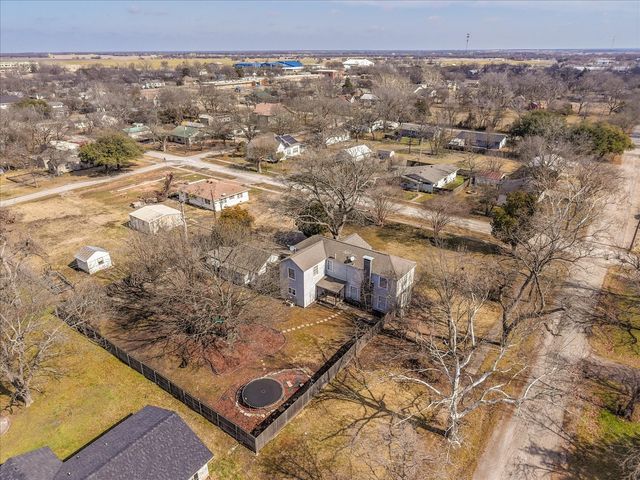 601 N Main Street, Leonard, TX 75452
