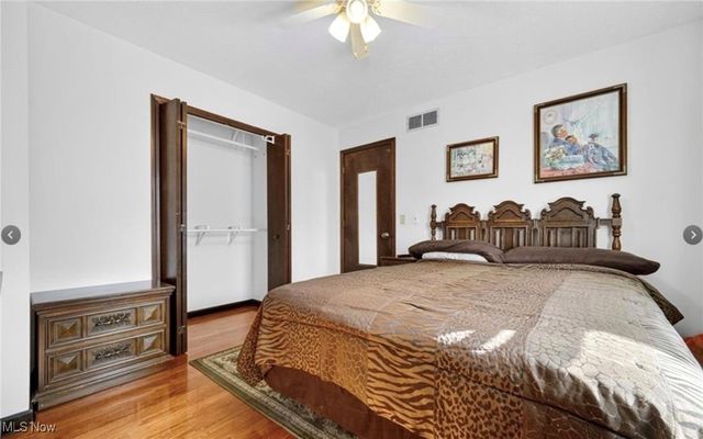 33771 Canterbury Road, Solon, OH 44139