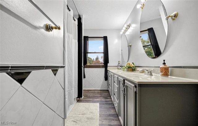 33771 Canterbury Road, Solon, OH 44139