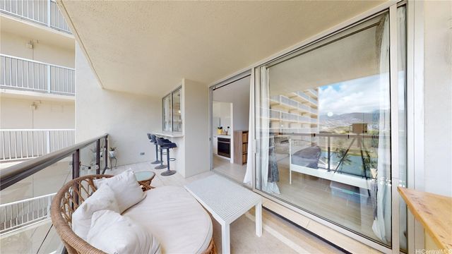 444 Nahua Street 912, Honolulu, HI 96815