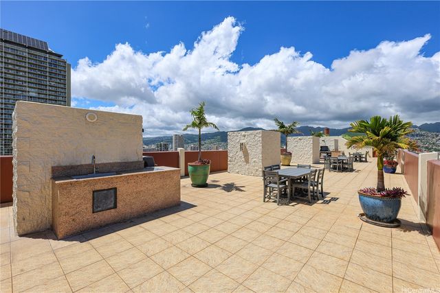 444 Nahua Street 912, Honolulu, HI 96815