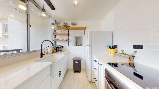 444 Nahua Street 912, Honolulu, HI 96815
