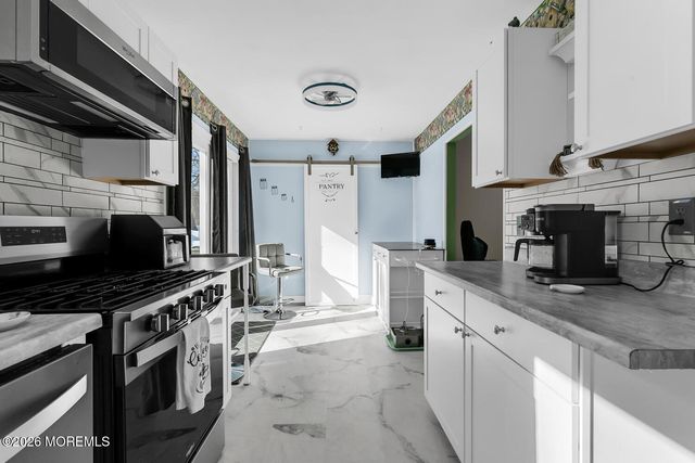 4 Clark Drive, Hazlet, NJ 07730