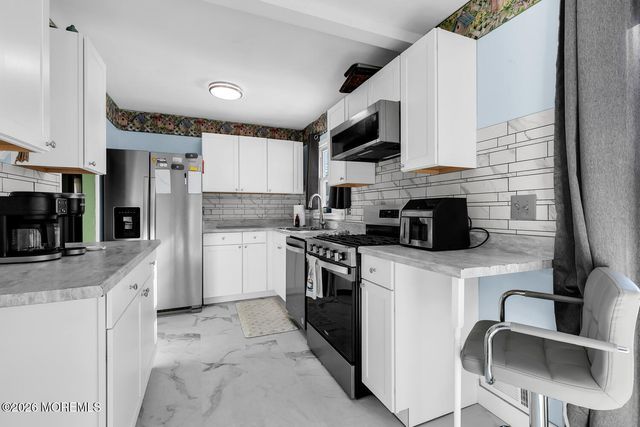 4 Clark Drive, Hazlet, NJ 07730