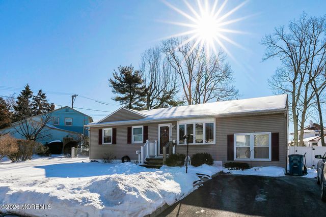 4 Clark Drive, Hazlet, NJ 07730