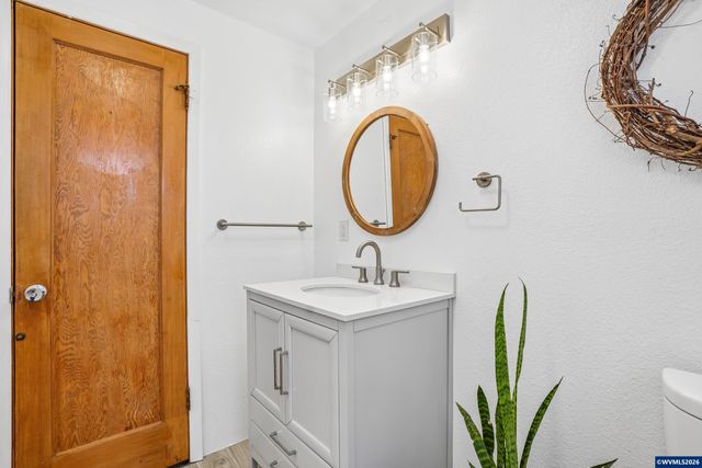 1143 Lansford Dr SE, Salem, OR 97302