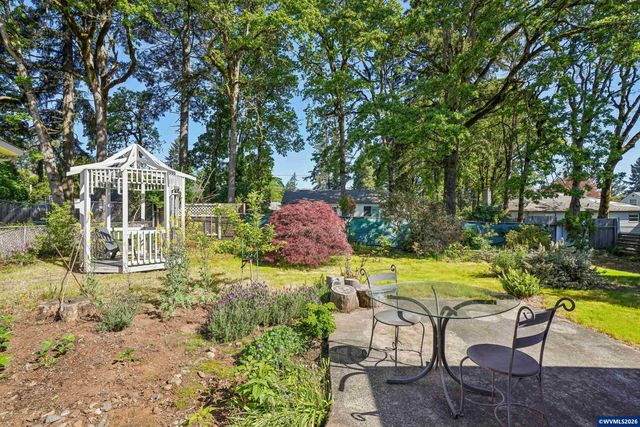 1143 Lansford Dr SE, Salem, OR 97302