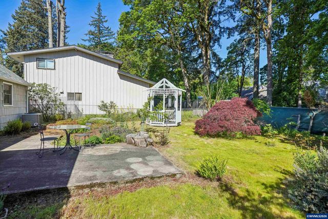 1143 Lansford Dr SE, Salem, OR 97302