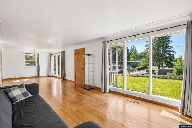 1143 Lansford Dr SE, Salem, OR 97302