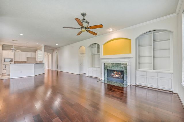 1448 N Riviera Circle, Pearland, TX 77581