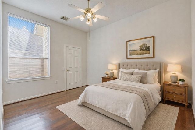 1448 N Riviera Circle, Pearland, TX 77581