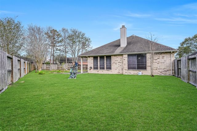 1448 N Riviera Circle, Pearland, TX 77581