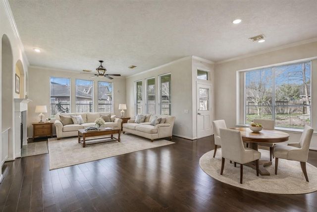 1448 N Riviera Circle, Pearland, TX 77581