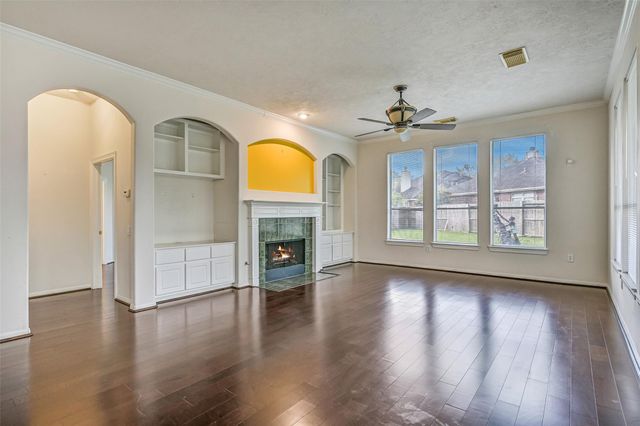 1448 N Riviera Circle, Pearland, TX 77581