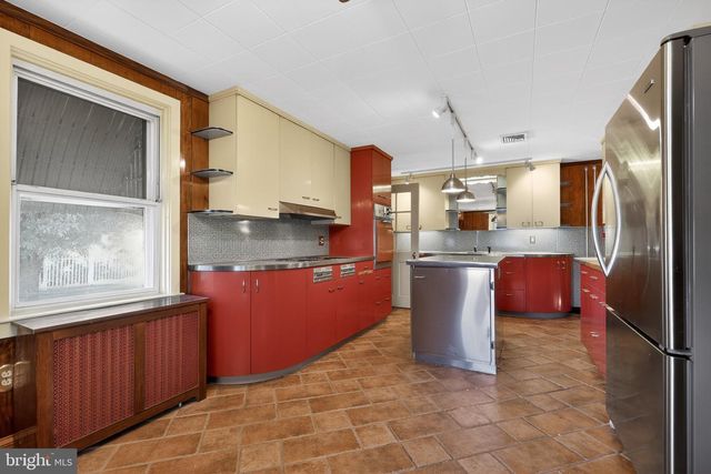 1427 LACROSSE AVE, Reading, PA 19607