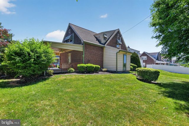 1427 LACROSSE AVE, Reading, PA 19607