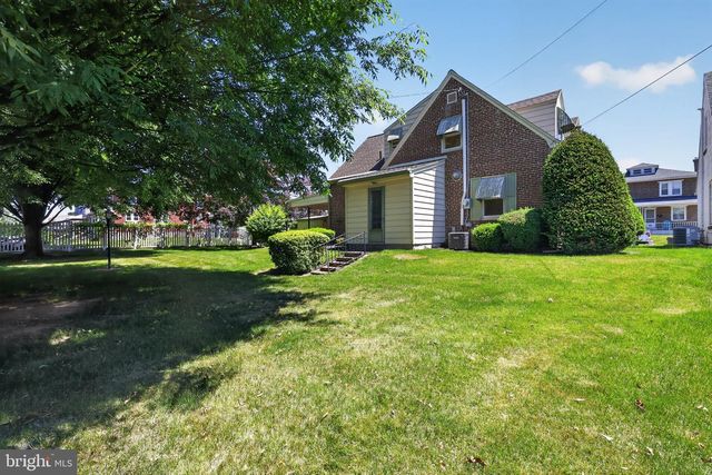 1427 LACROSSE AVE, Reading, PA 19607