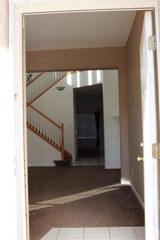 2607 Allegiance Ln, Riverbank, CA 95367